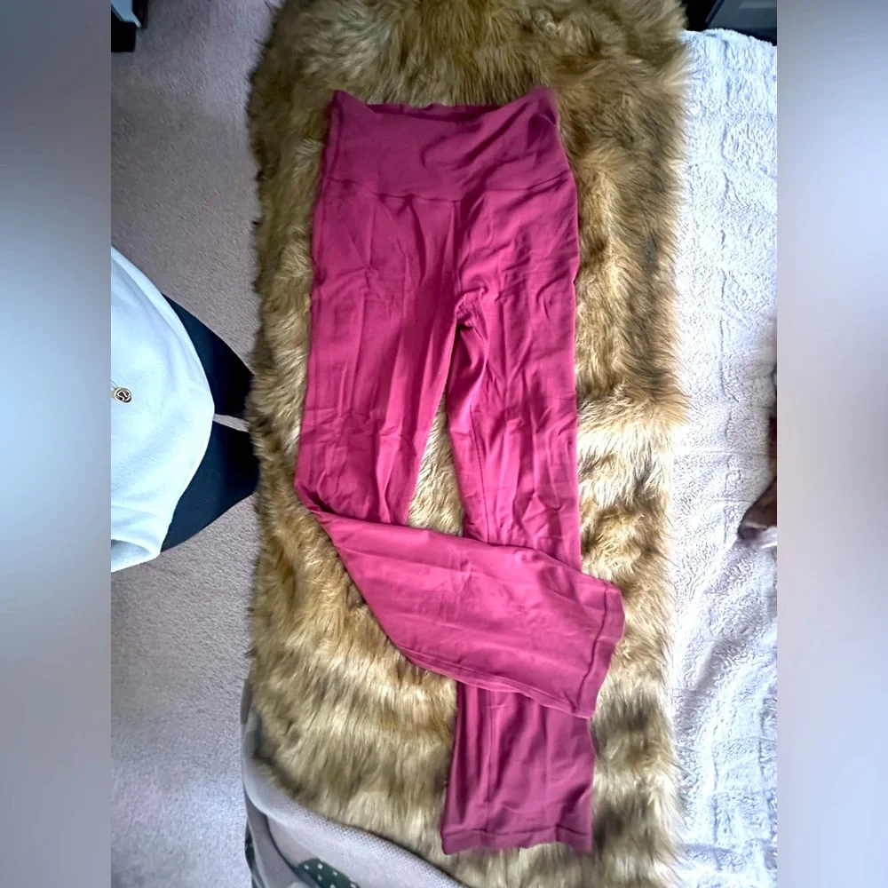 EUC lululemon align wide leg . - Picture 2 of 6